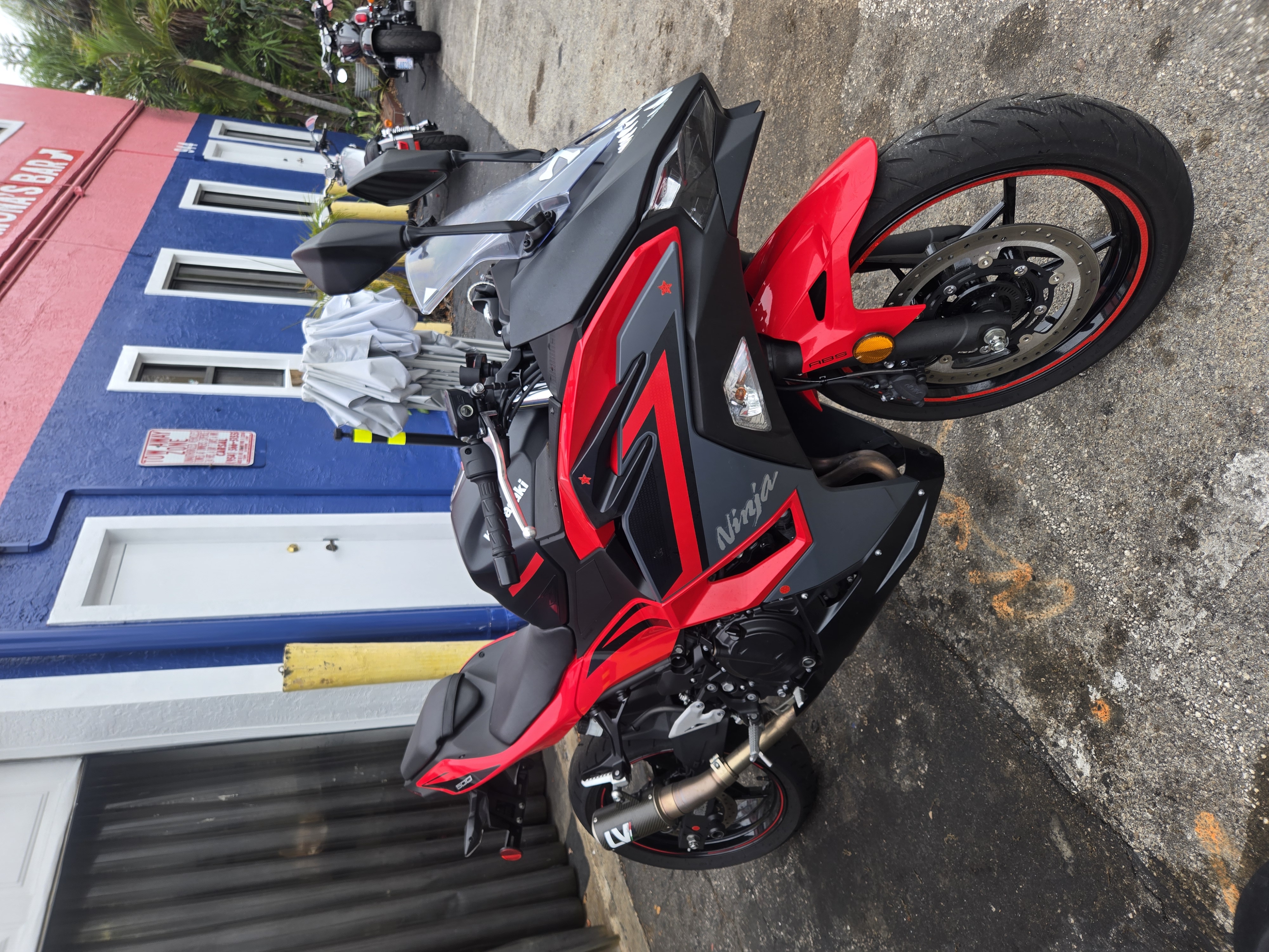 2025 Kawasaki Ninja 500 abs