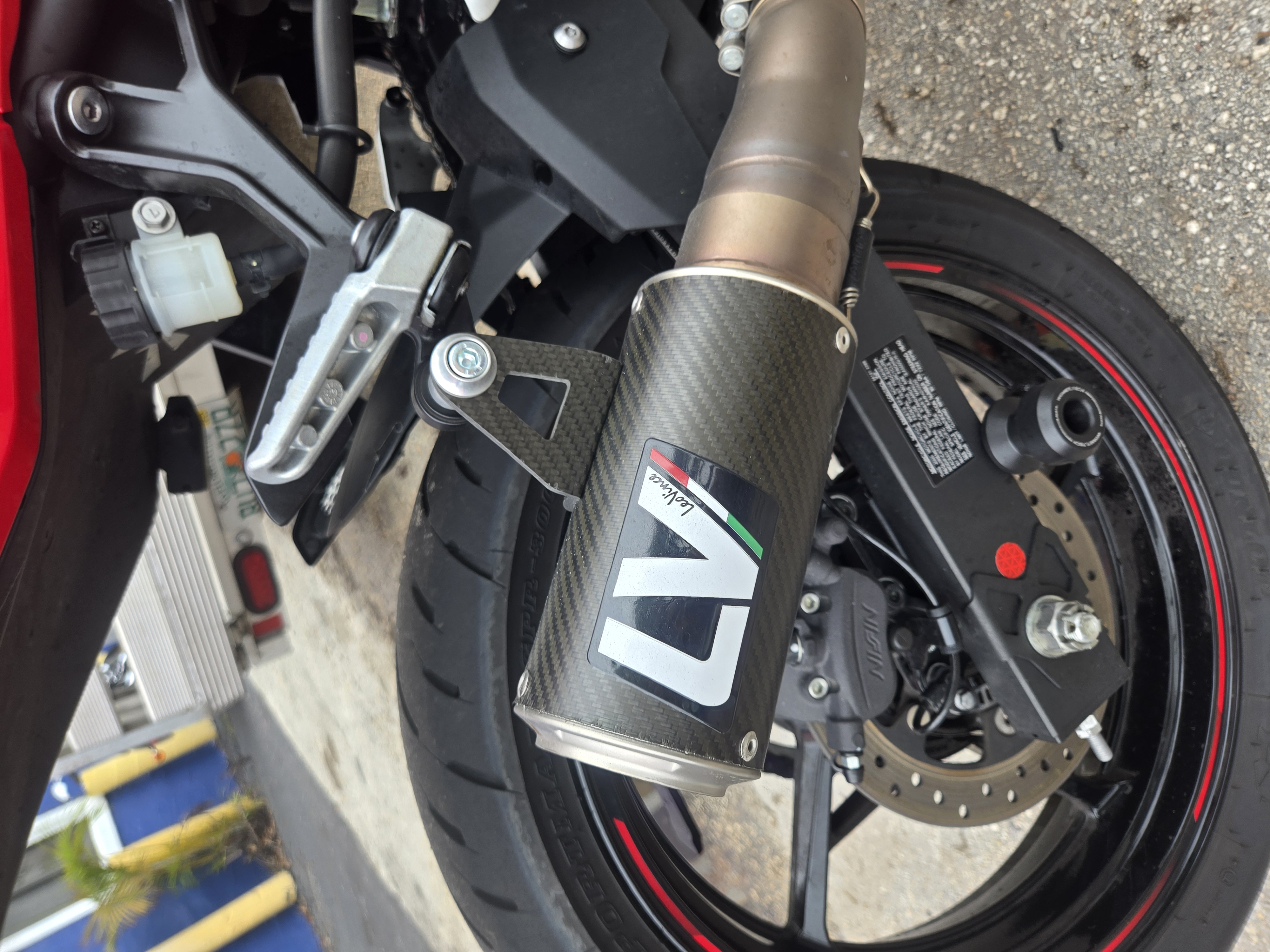 2025 Kawasaki Ninja 500 abs