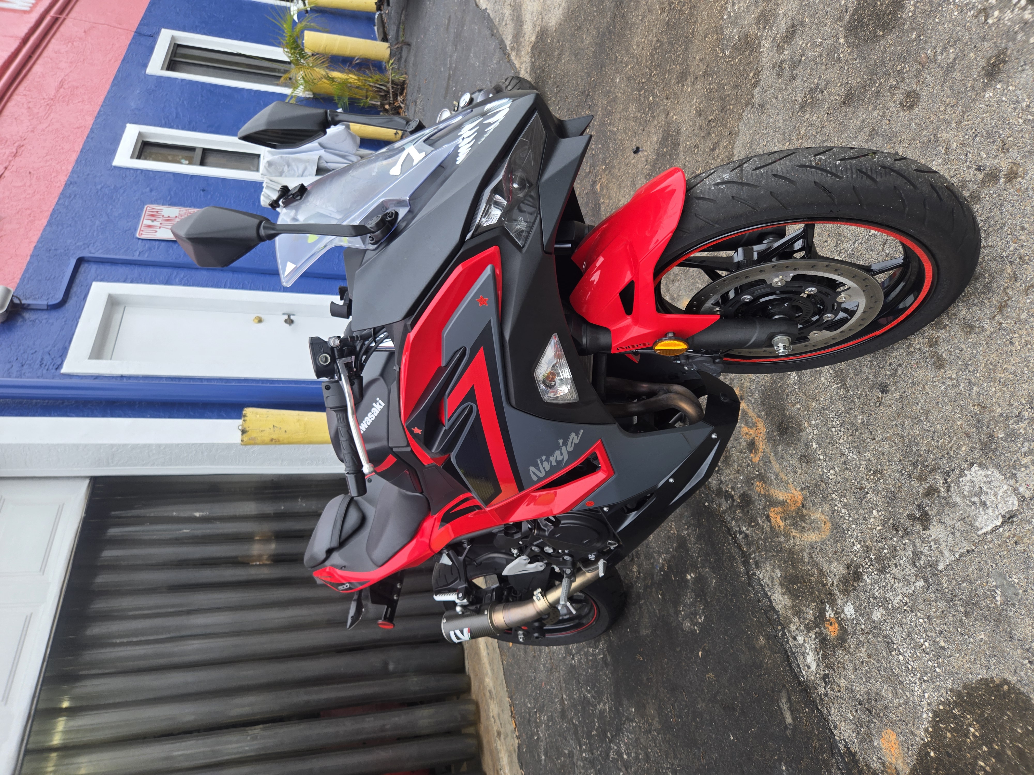 2025 Kawasaki Ninja 500 abs