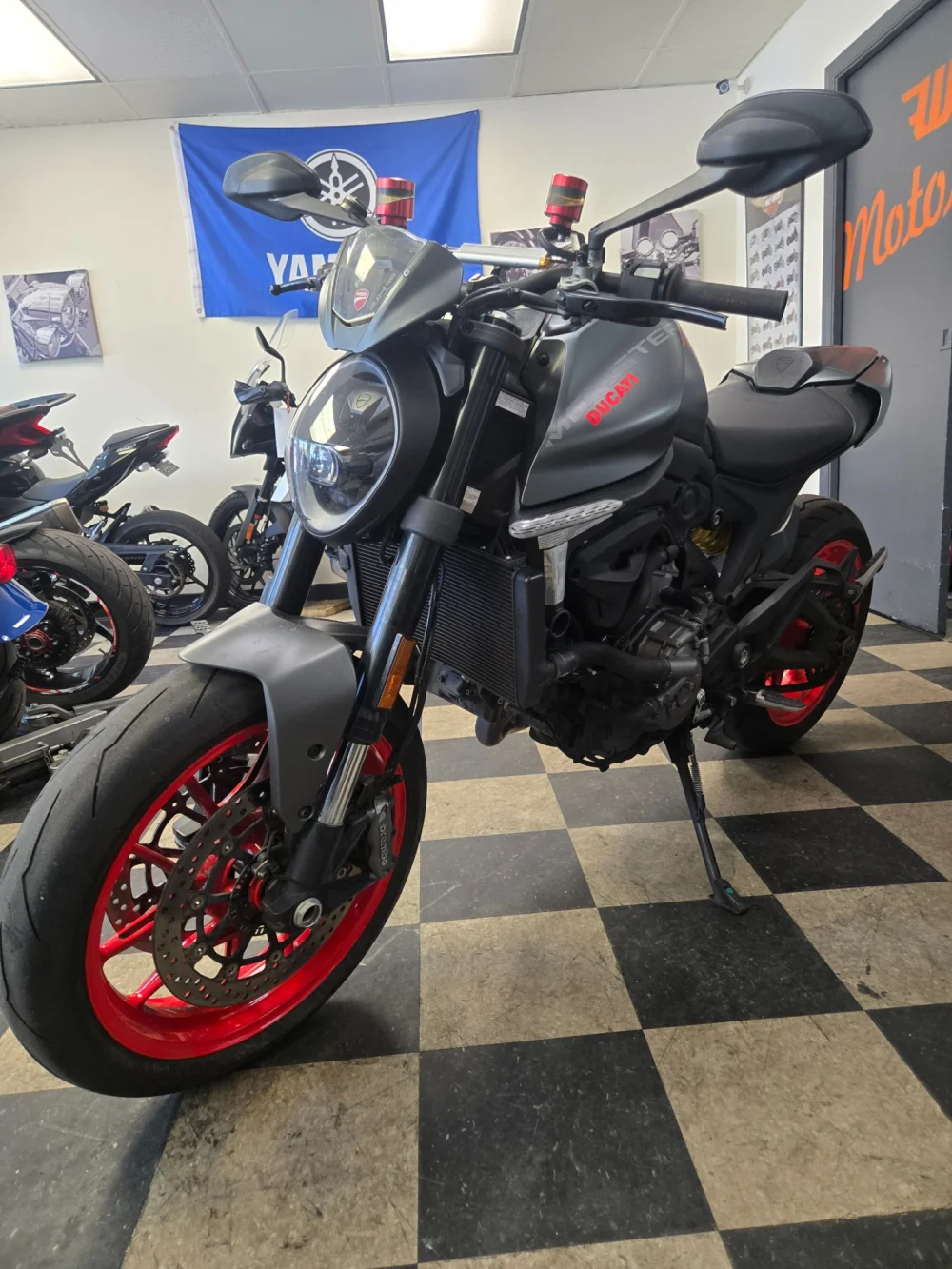 2022 Ducati Monster