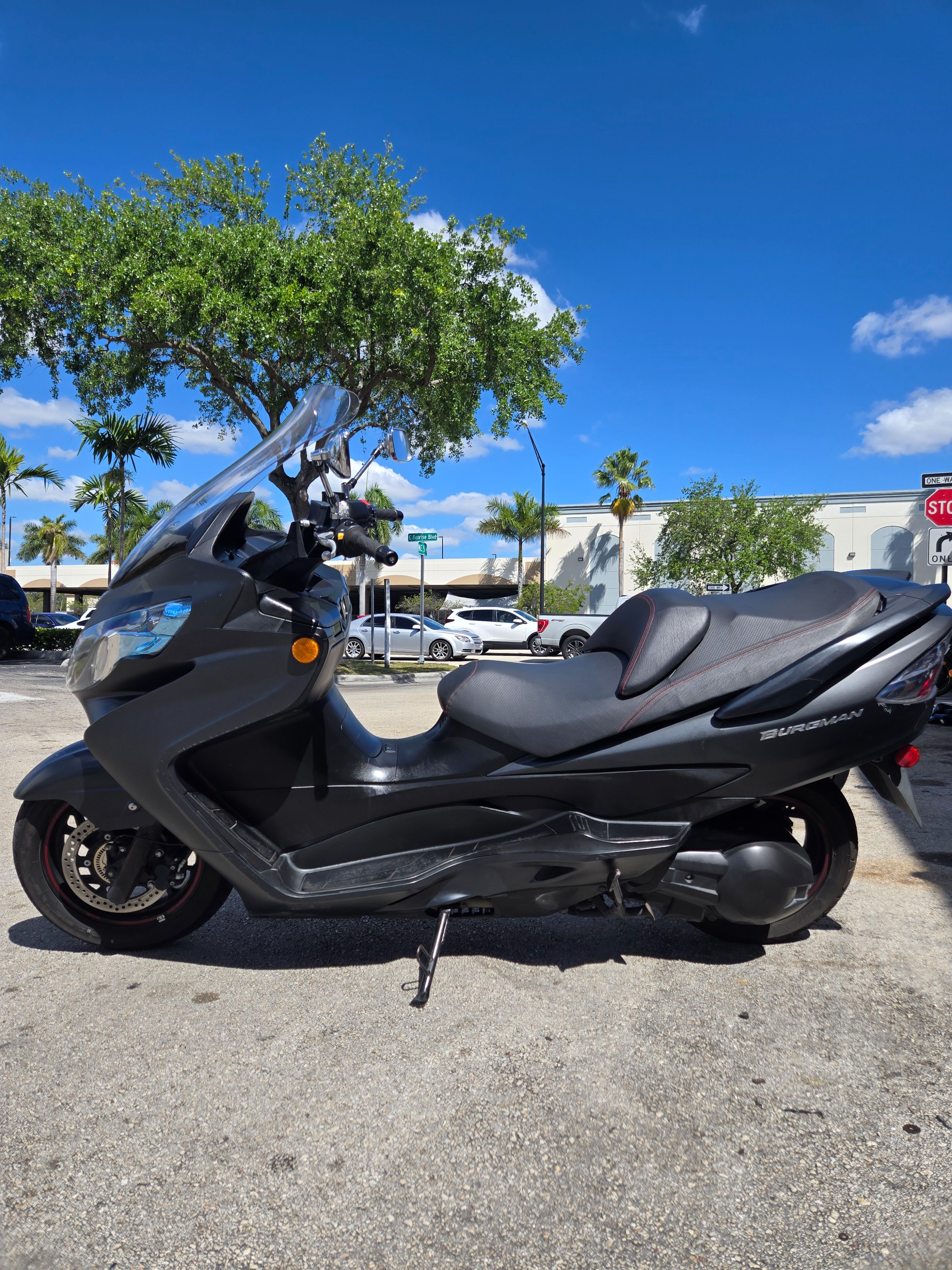 2015 Suzuki Burgman 400cc