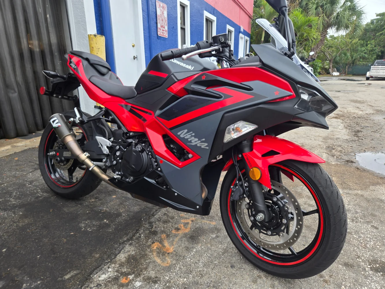 2025 Kawasaki Ninja 500 abs