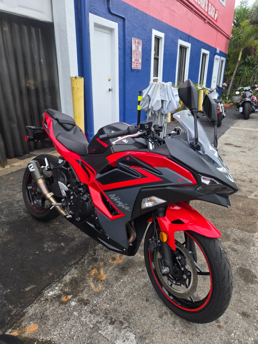 2025 Kawasaki Ninja 500 abs