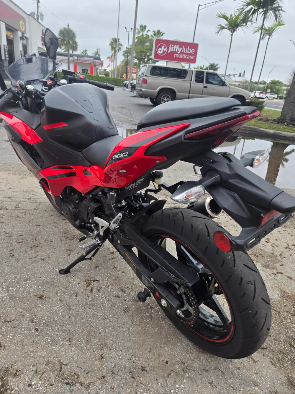 2025 Kawasaki Ninja 500 abs