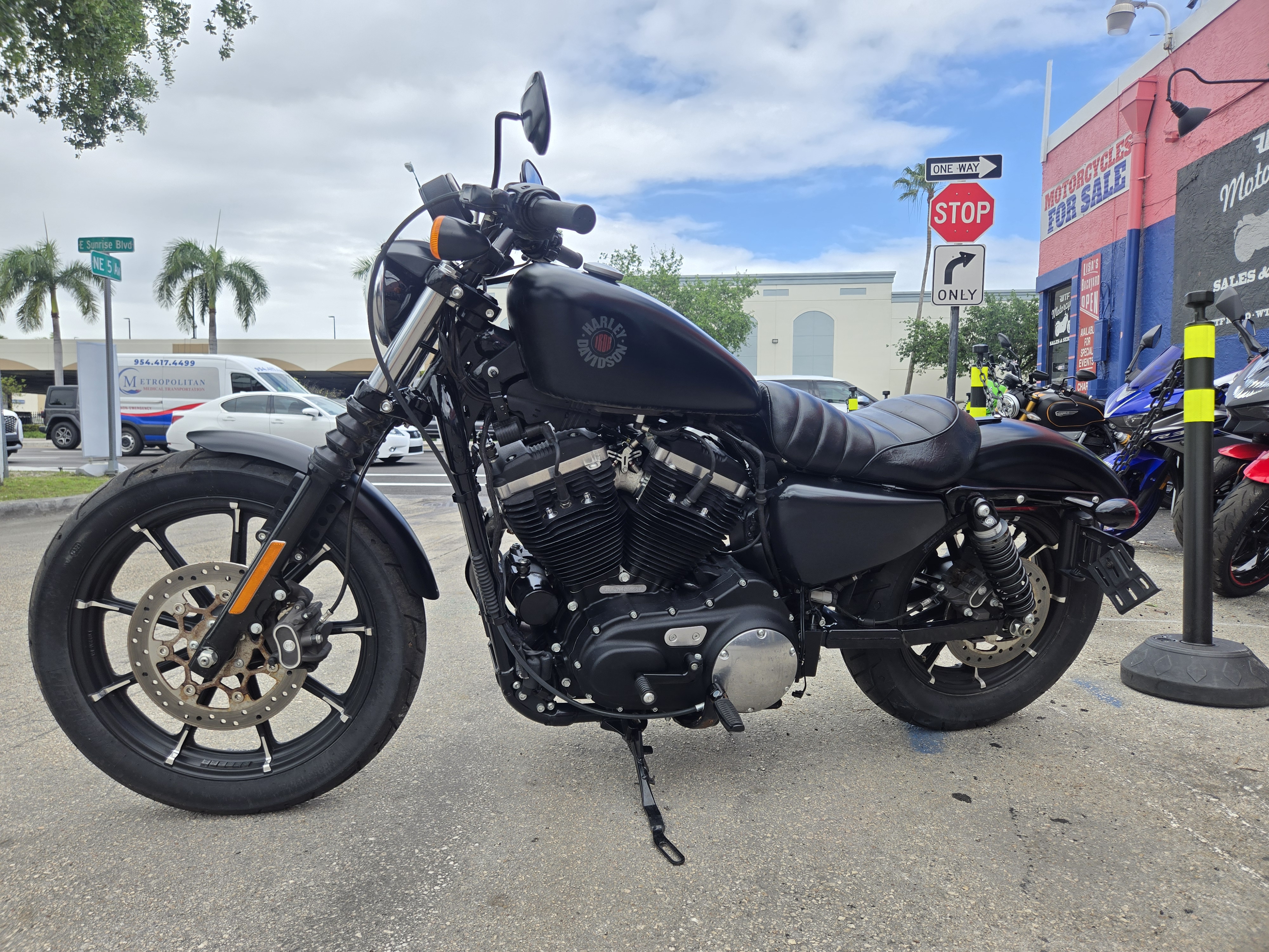 2022 Harley-Davidson Xl 883 Iron