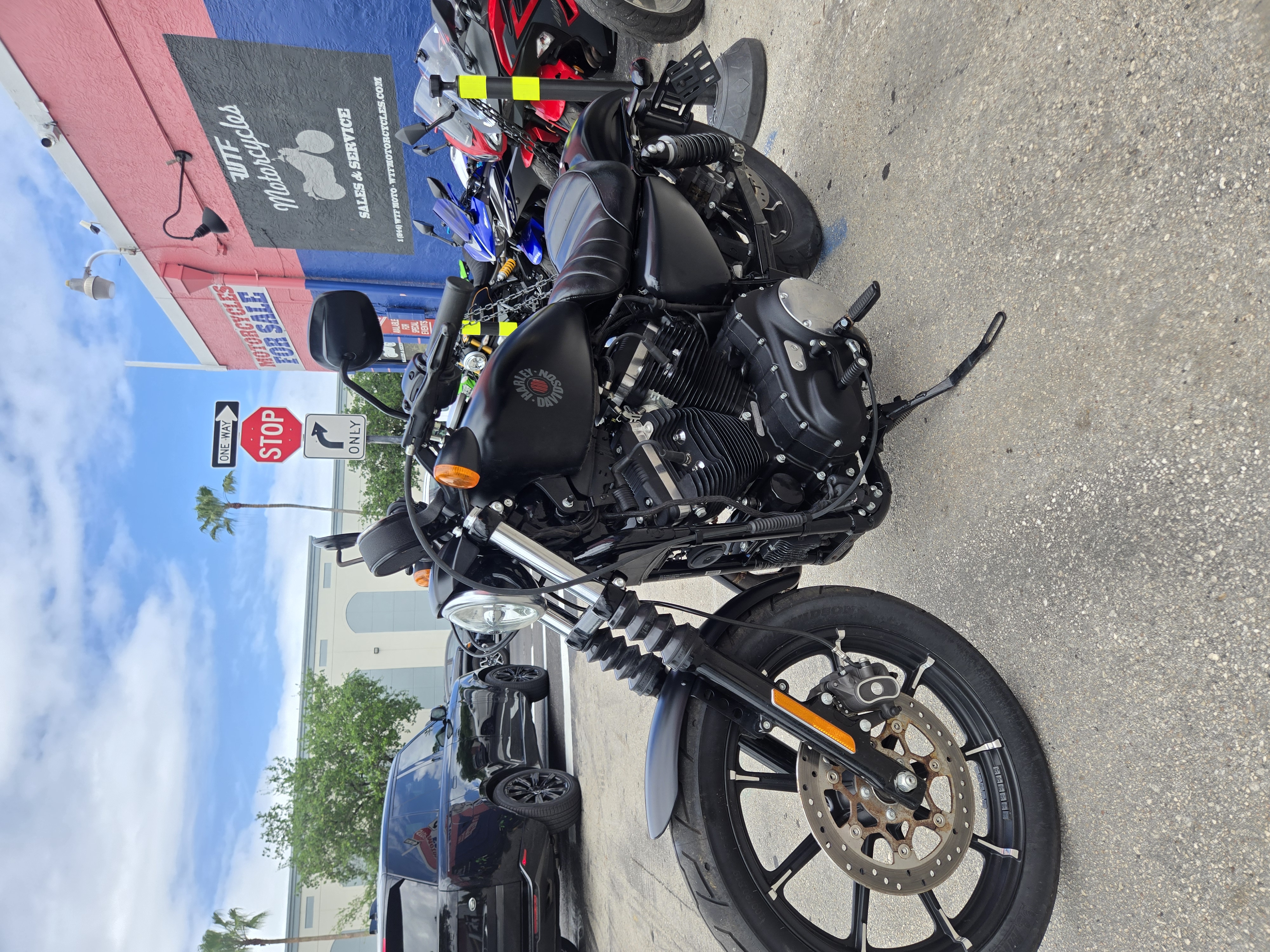 2022 Harley-Davidson Xl 883 Iron