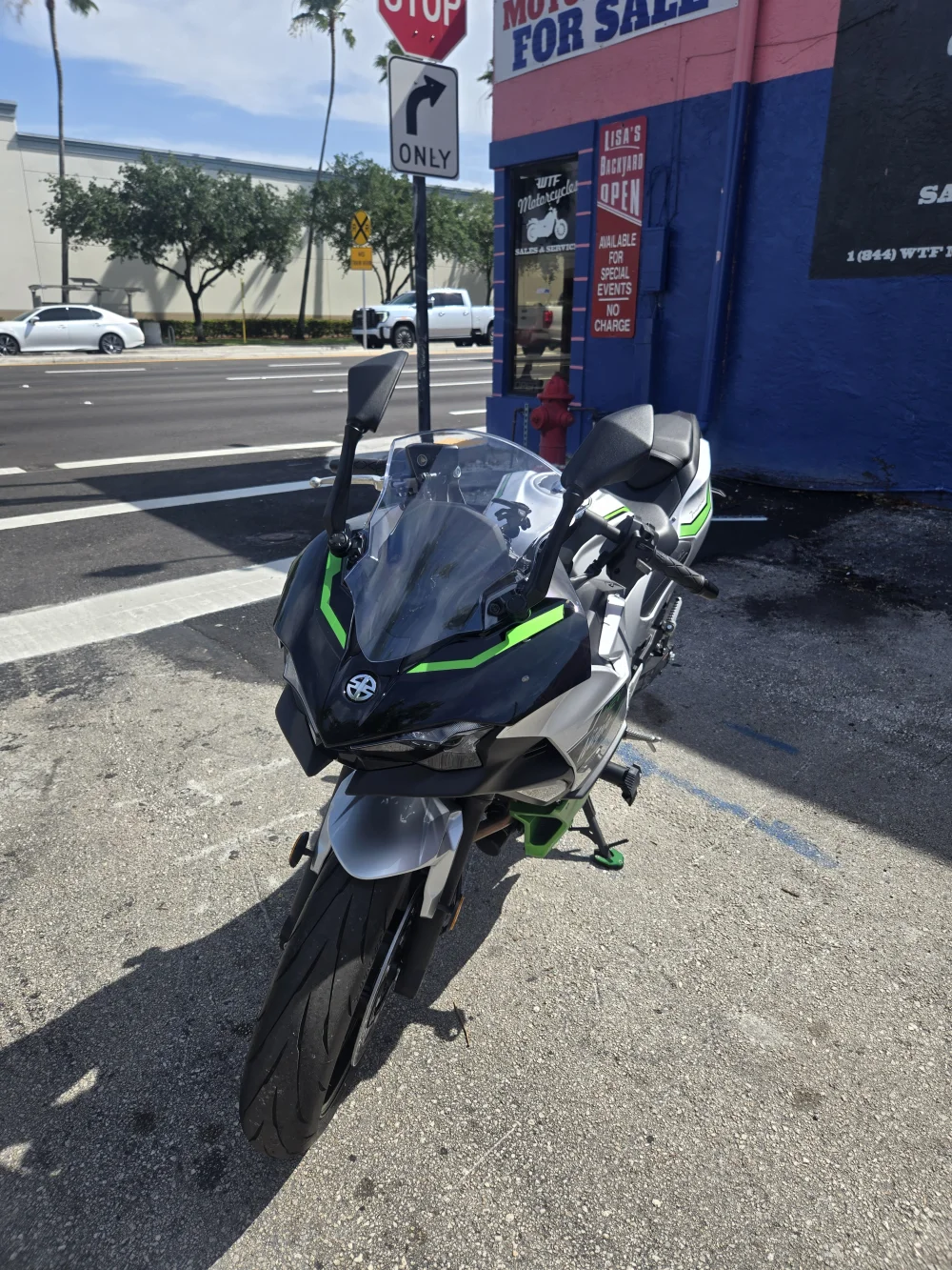 2024 Kawasaki Ninja 7 Hybrid abs