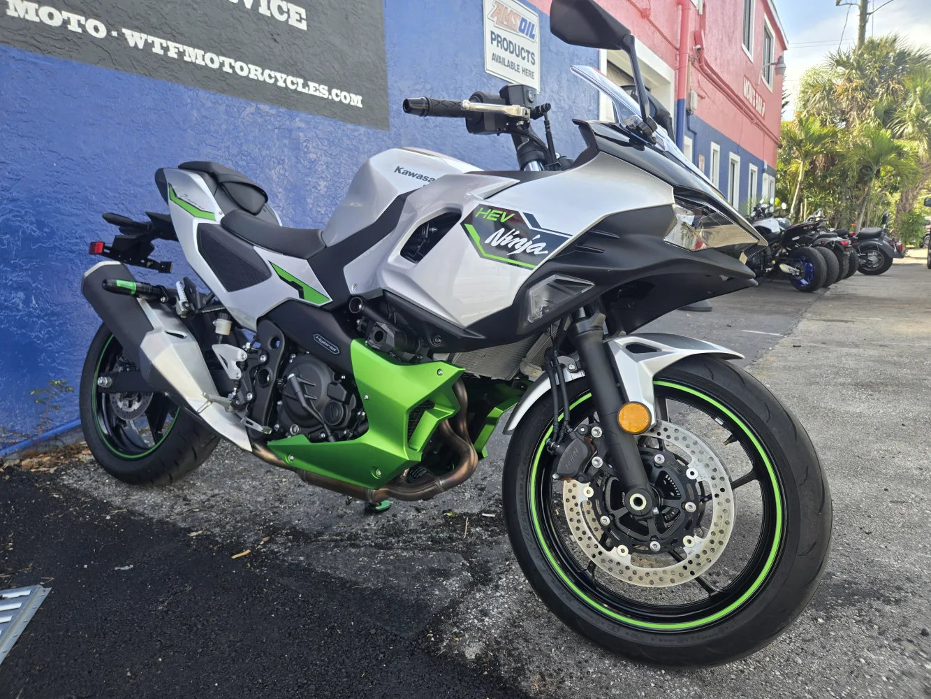 2024 Kawasaki Ninja 7 Hybrid abs