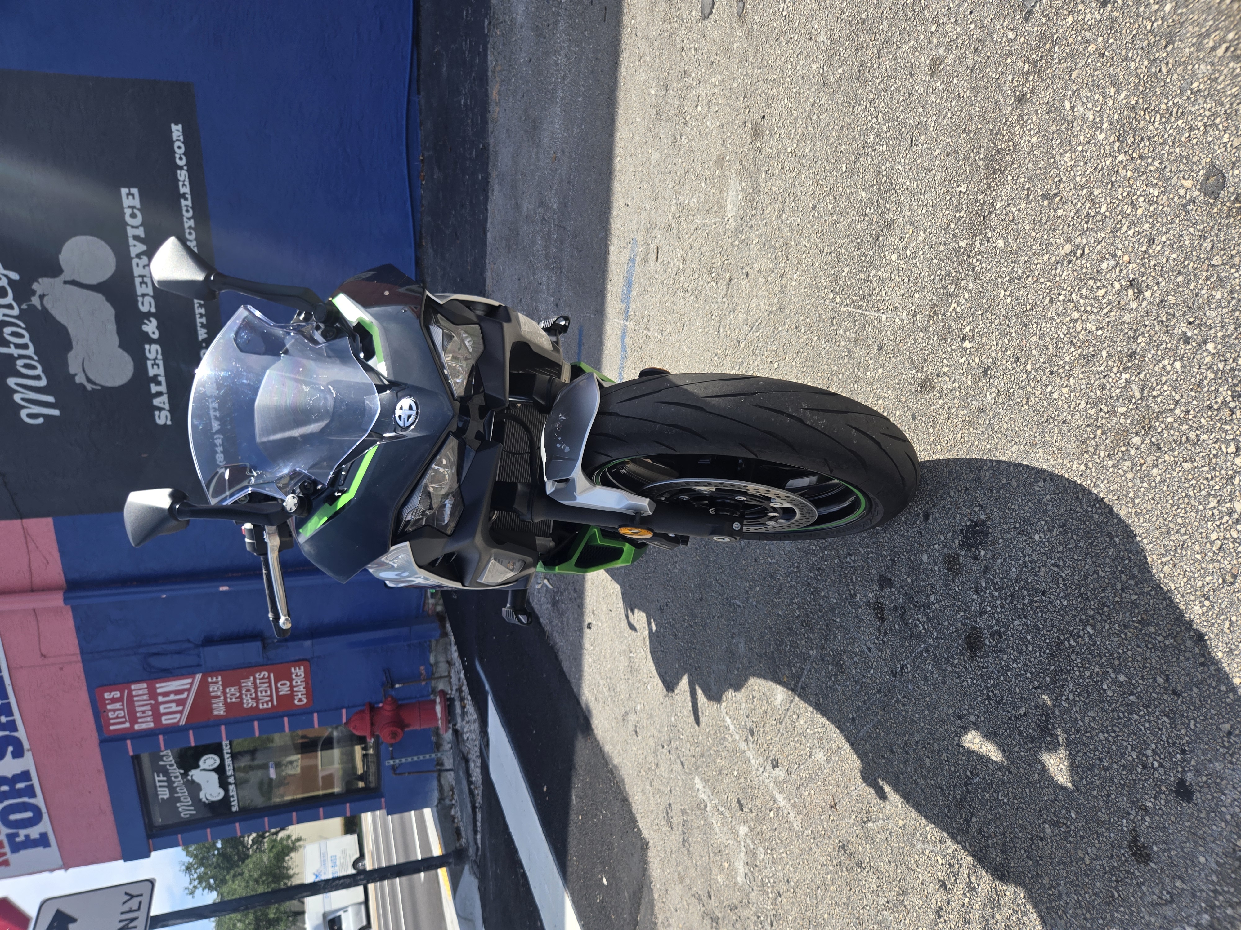 2024 Kawasaki Ninja 7 Hybrid abs