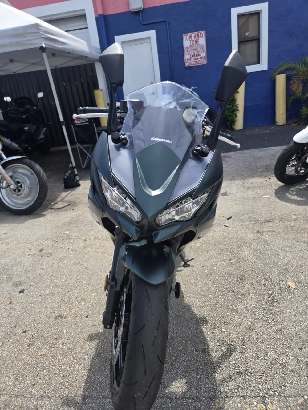 2025 Kawasaki Ninja 650cc abs