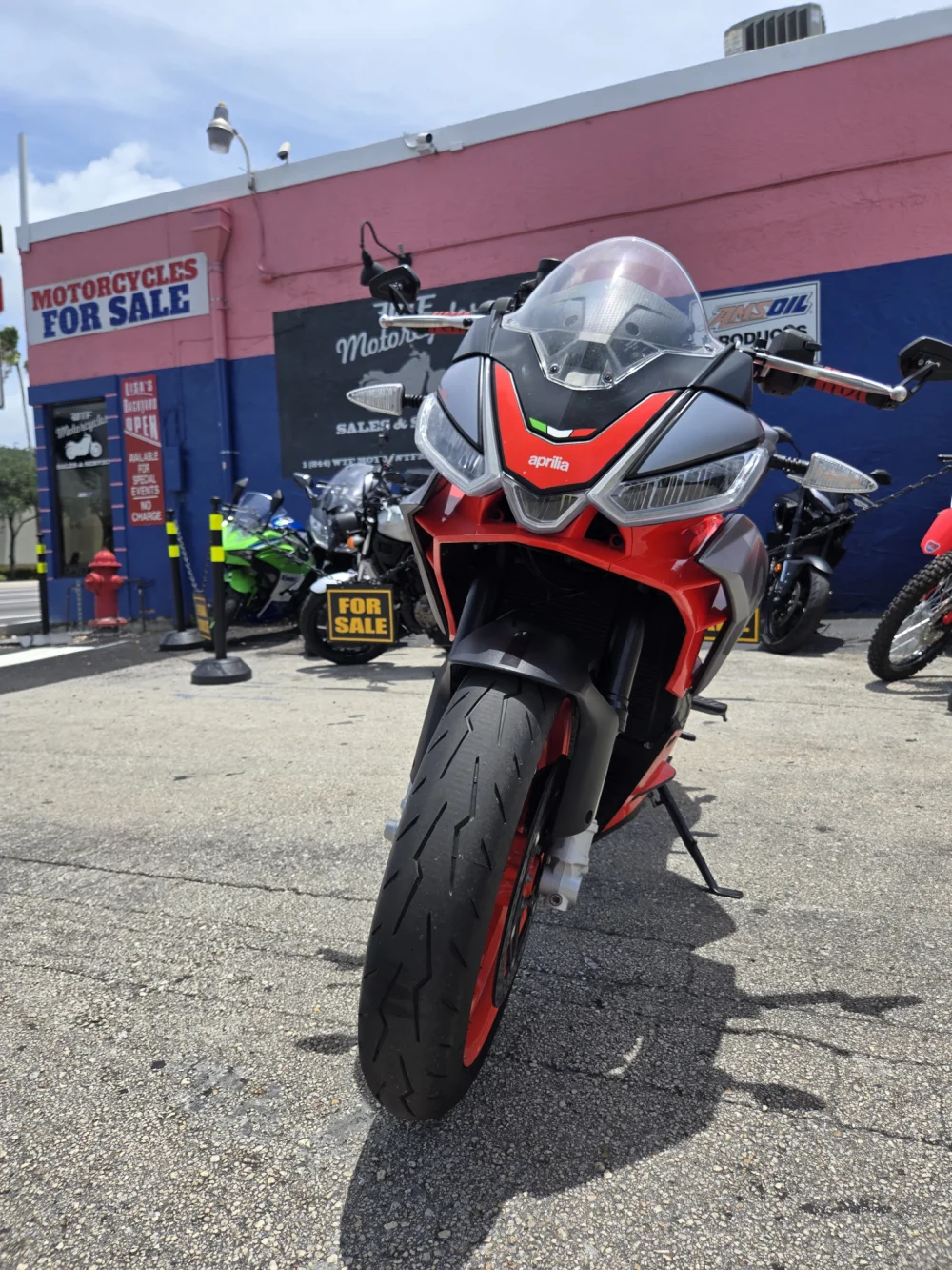 2021 Aprilia Tuono