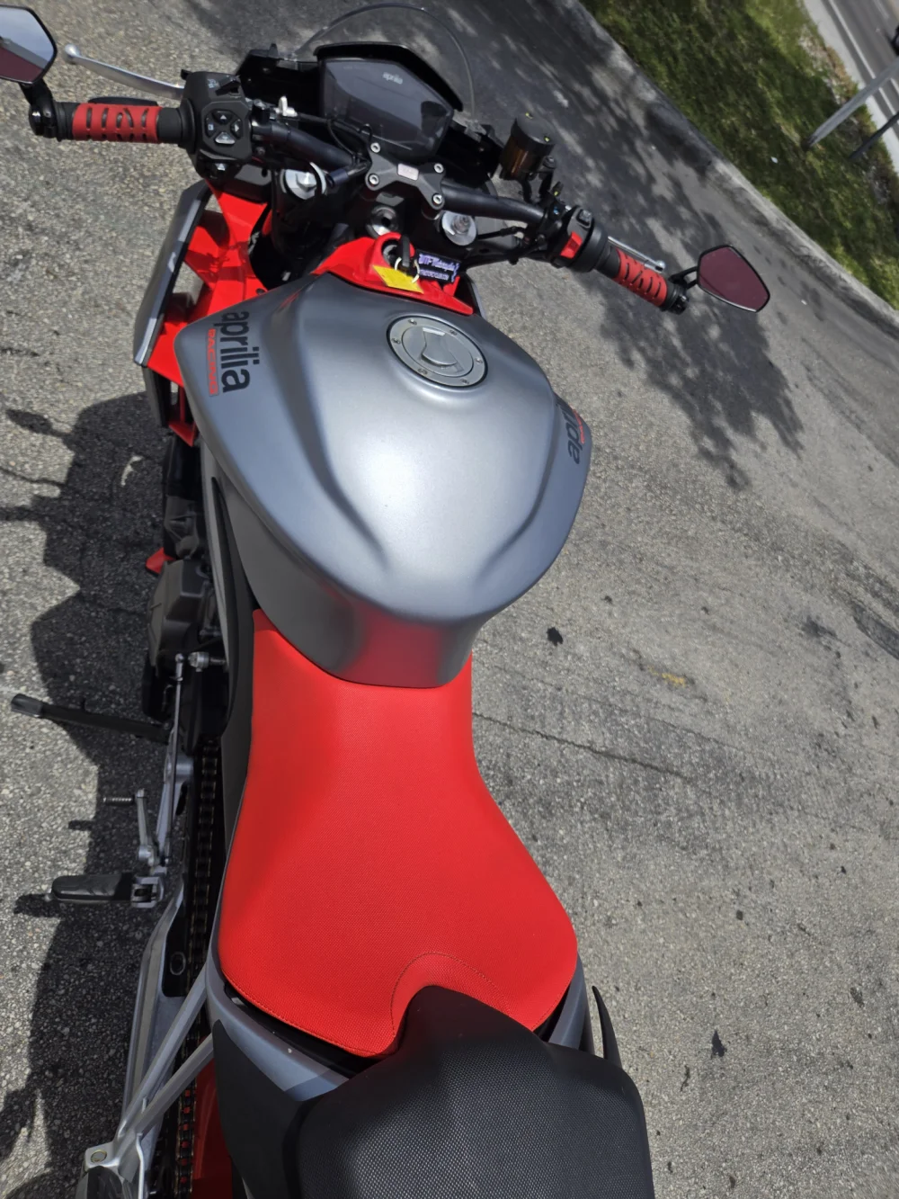 2021 Aprilia Tuono