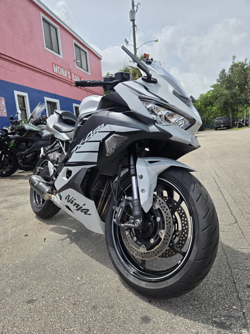 2025 Kawasaki ZX4RR Ninja