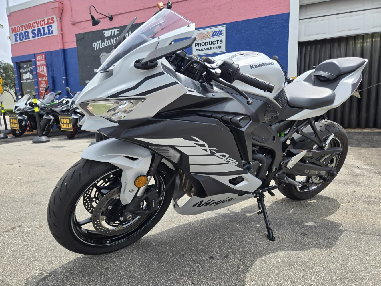 2025 Kawasaki ZX4RR Ninja