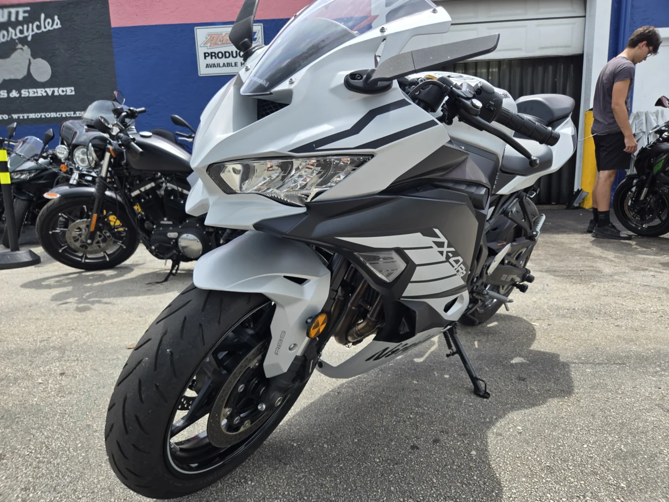2025 Kawasaki ZX4RR Ninja