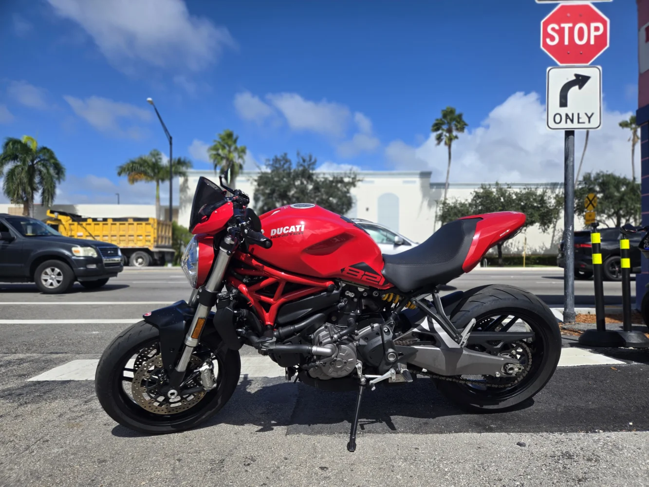 2018 Ductai Monster